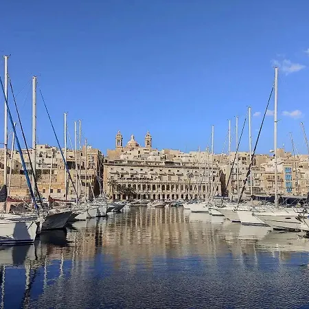 Ninety Eight Boutique Living * Cospicua