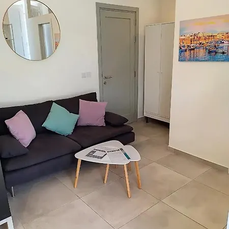 Guest house Ninety Eight Boutique Living *